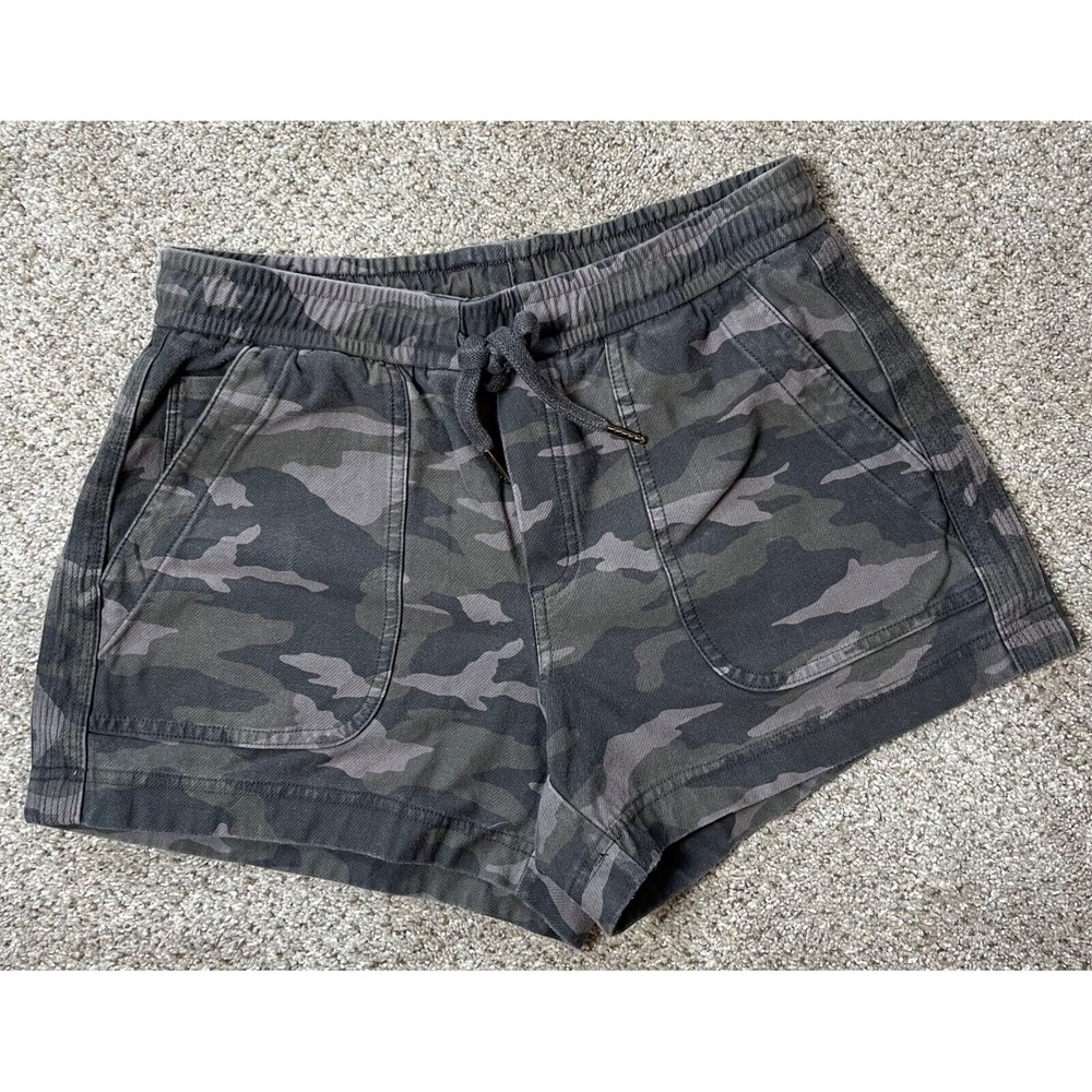 Athleta Women's Camo Farallon Shorts Size 4 Elastic Waist With Pockets